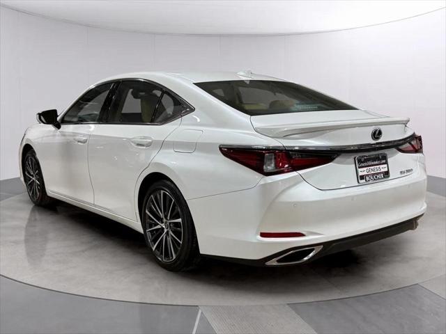 Lexus ES 2023