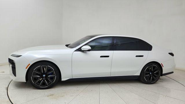 BMW i7 2023