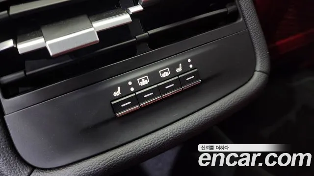 Maserati Ghibli 2021