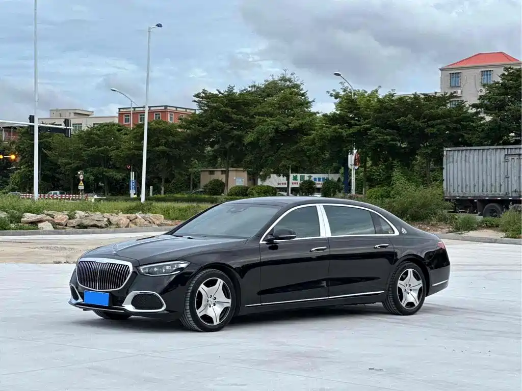 Mercedes-Benz S-Класс 2021