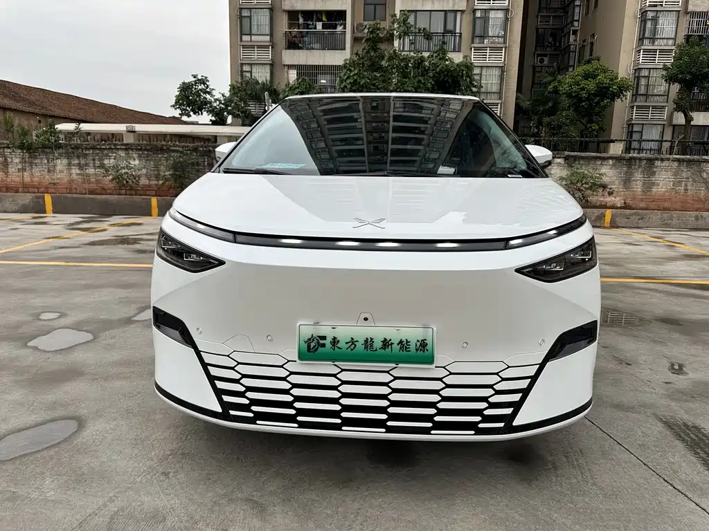Xpeng X9 2024