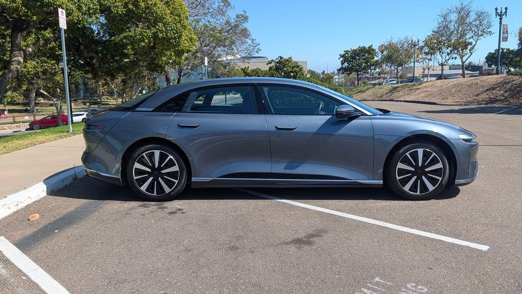 Lucid Air 2024