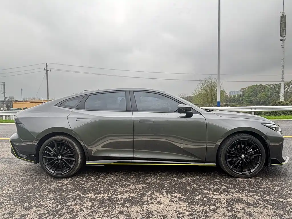 Changan UNI-V 2022
