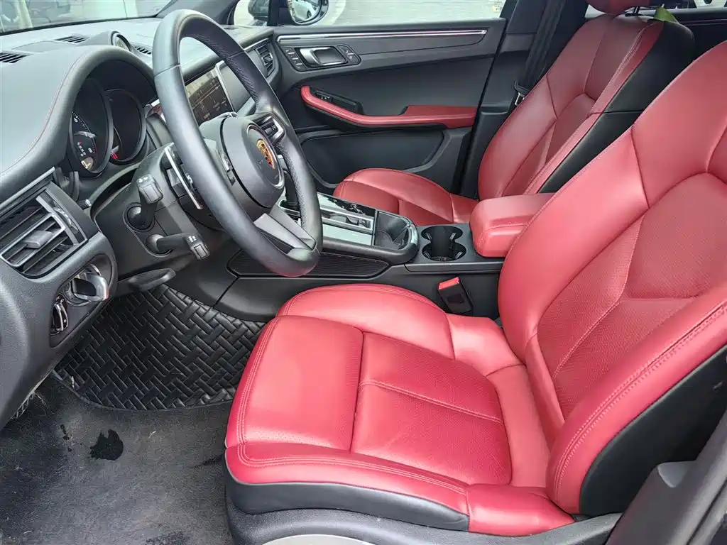 Porsche Macan 2024
