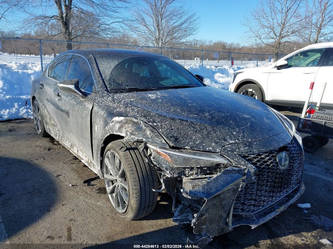 Lexus IS 2024