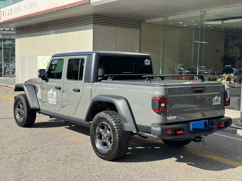 Jeep Gladiator 2023