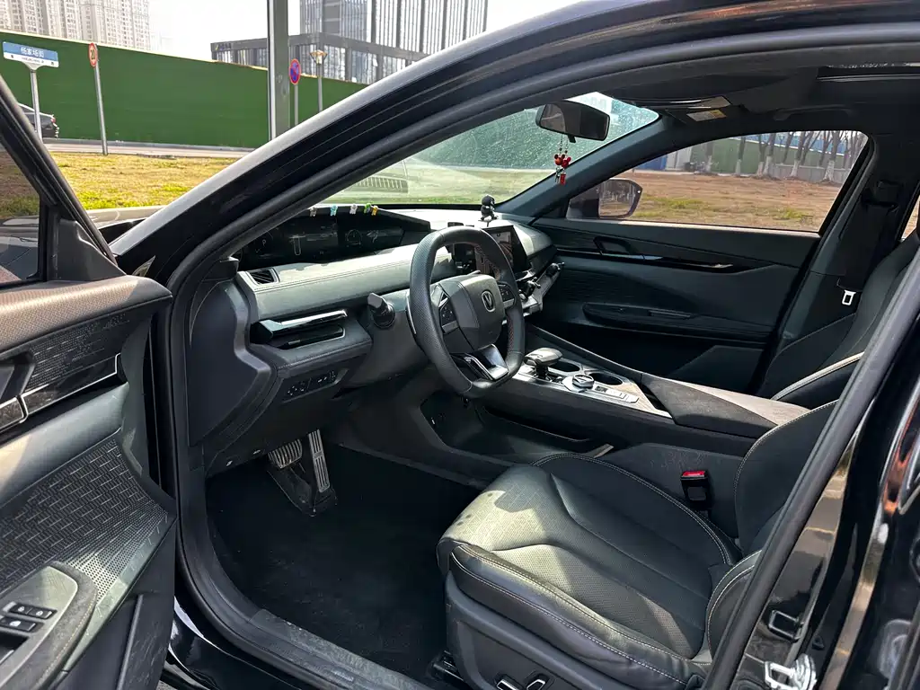 Changan UNI-V 2023