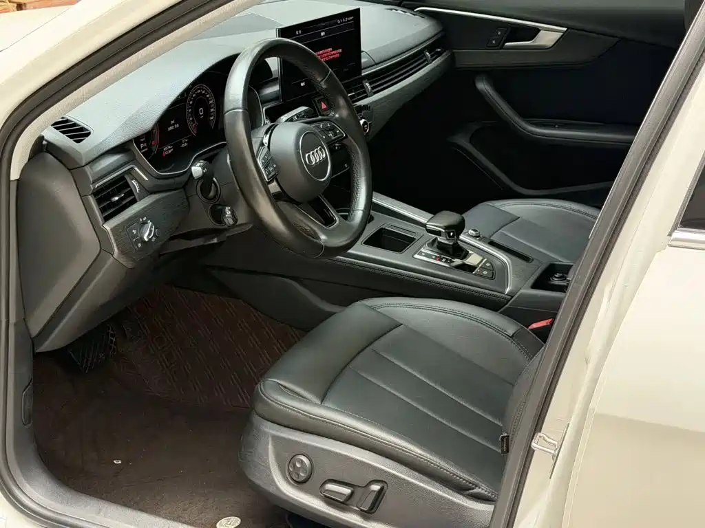 Audi A4 2022