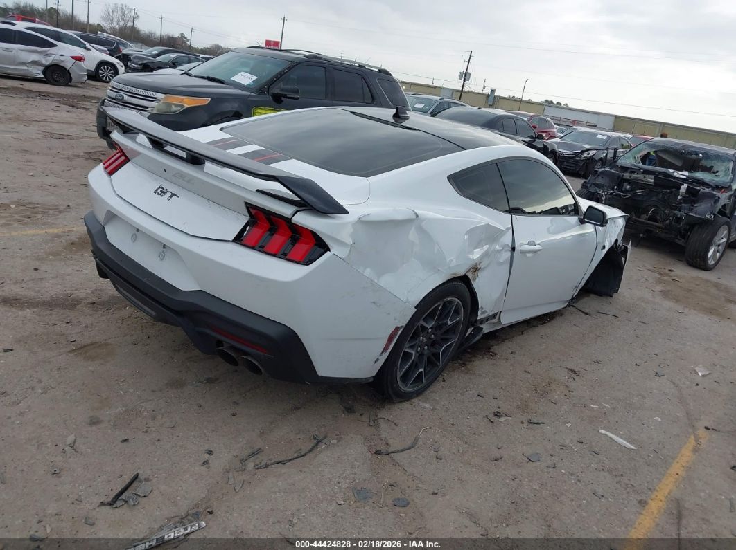 Ford Mustang 2024