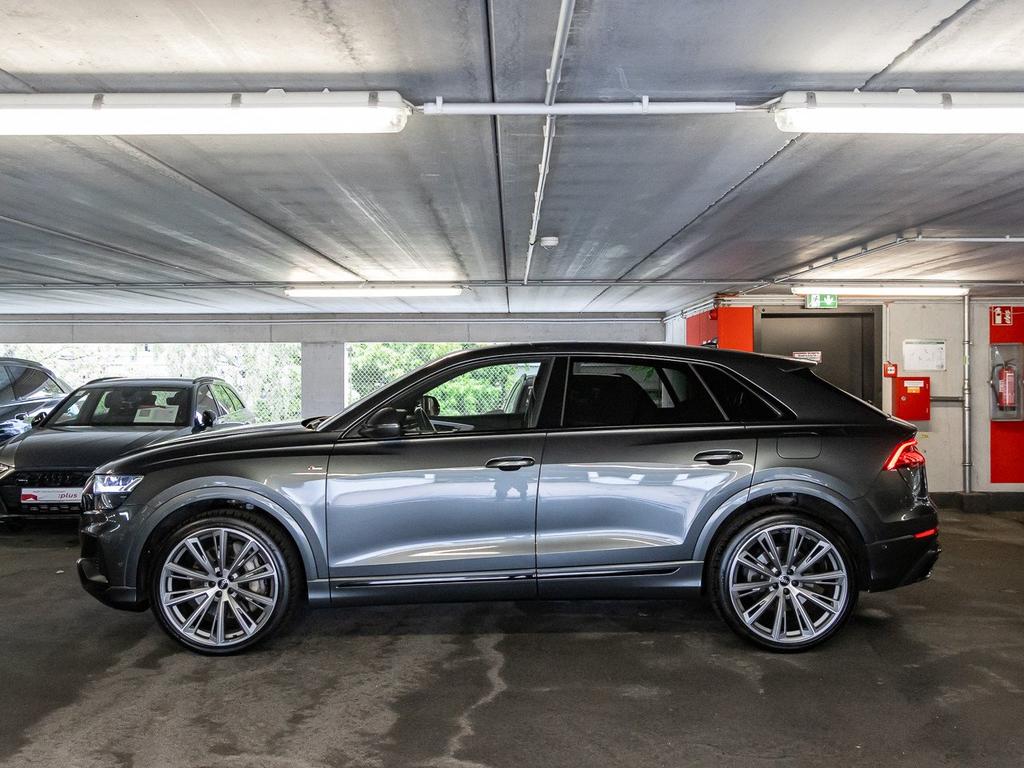 Audi Q8 2022