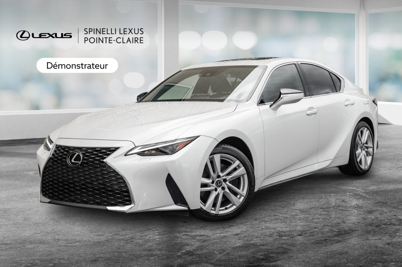 Lexus IS 2025
