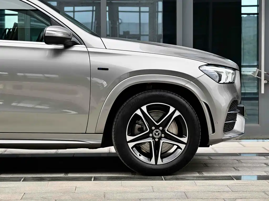 Mercedes-Benz GLE 2021