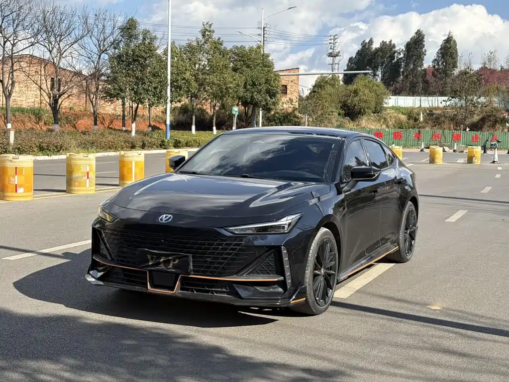Changan UNI-V 2023