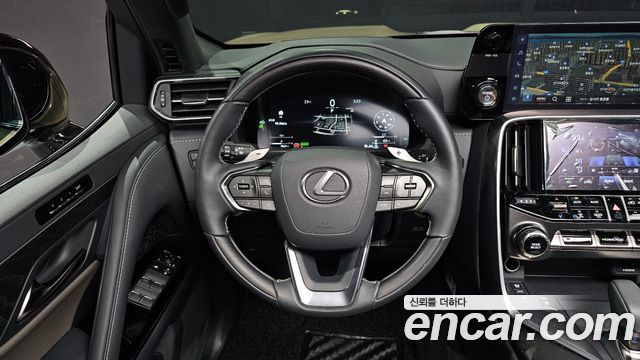 Lexus LX 2025