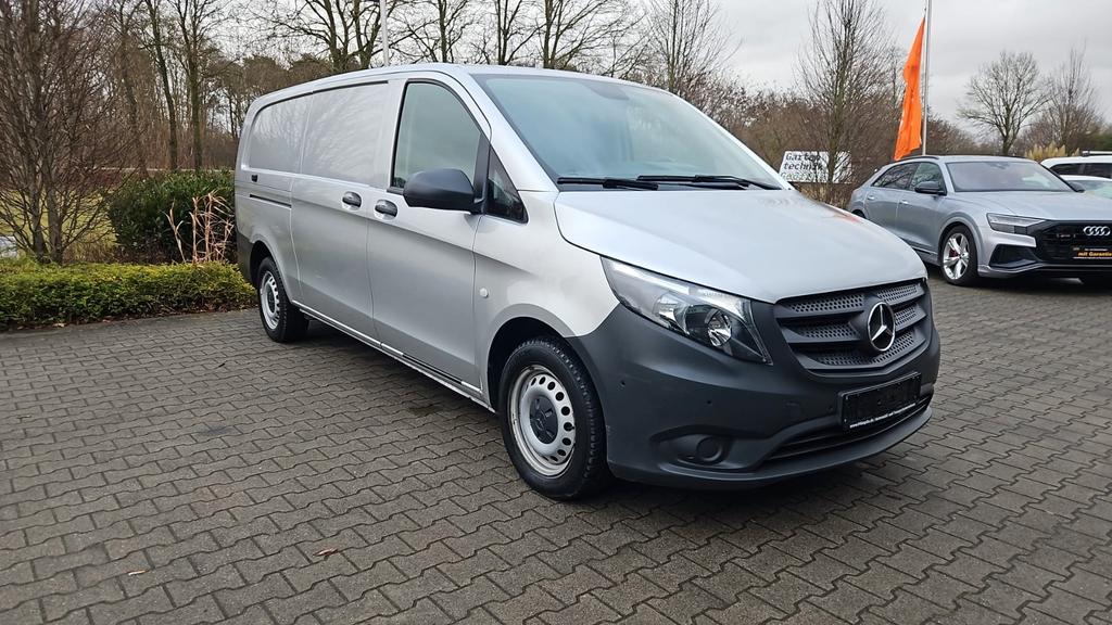 Mercedes-Benz Vito 2023