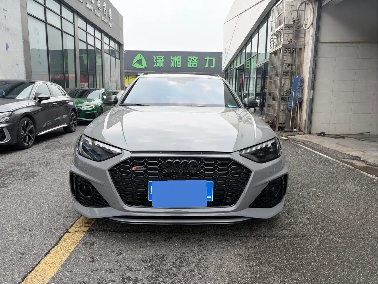 Audi RS 4 2023