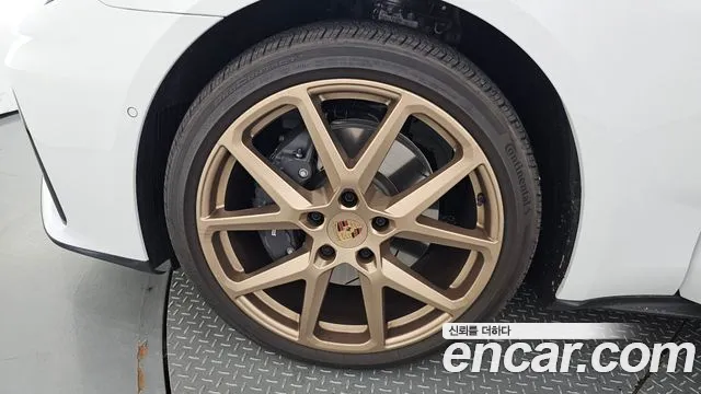 Porsche Panamera 2024