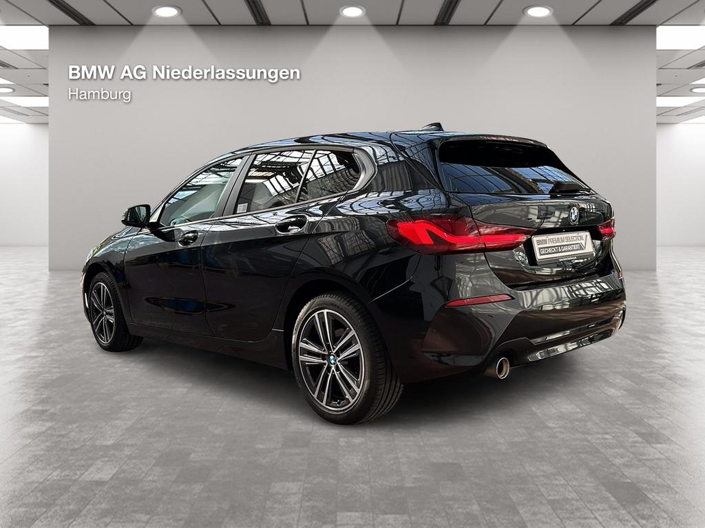 BMW 118 2022