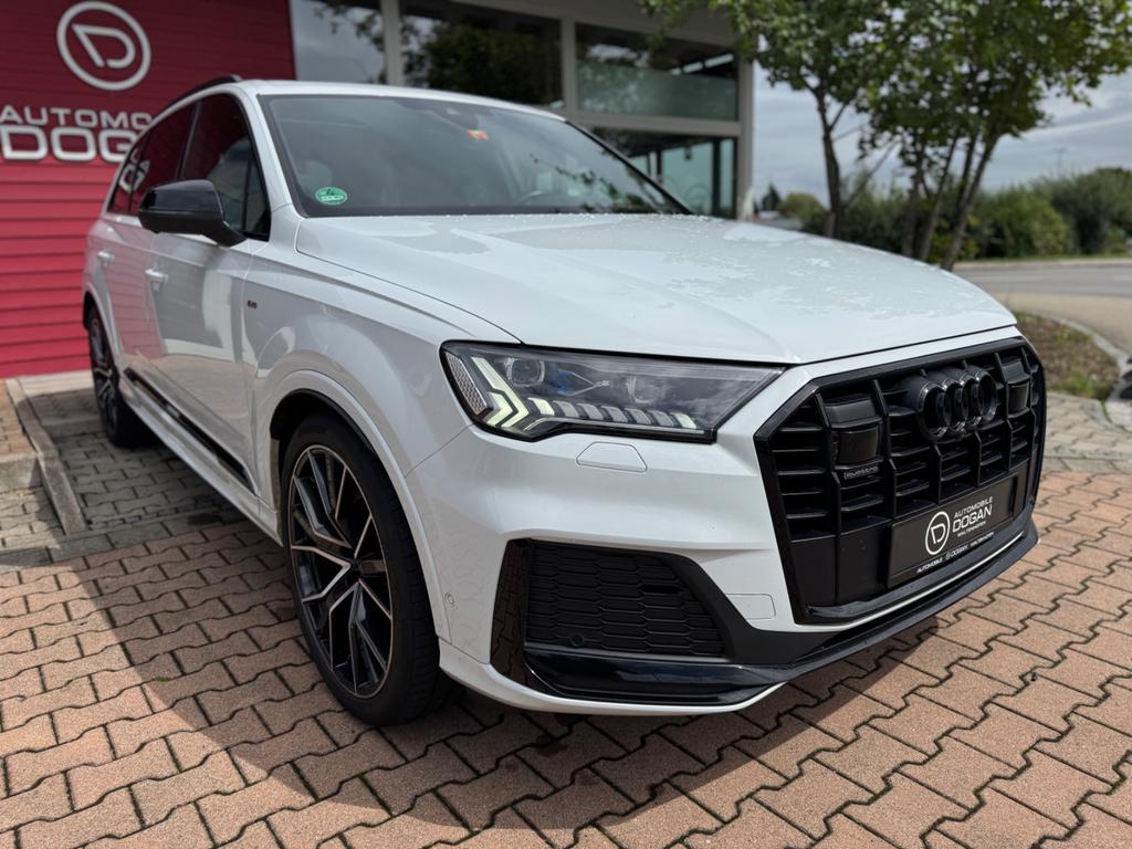 Audi Q7 2021