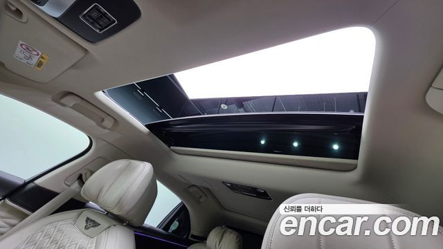 Bentley Flying Spur 2023