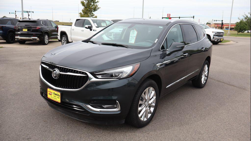 Buick Enclave 2021