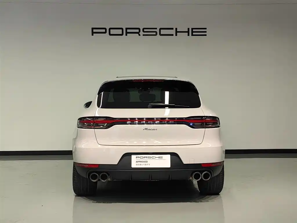 Porsche Macan 2021