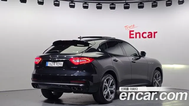 Maserati Levante 2020