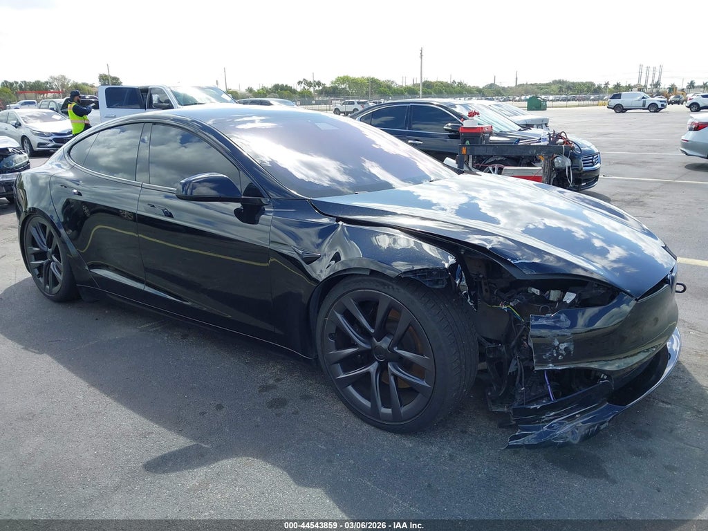 Tesla Model S 2022