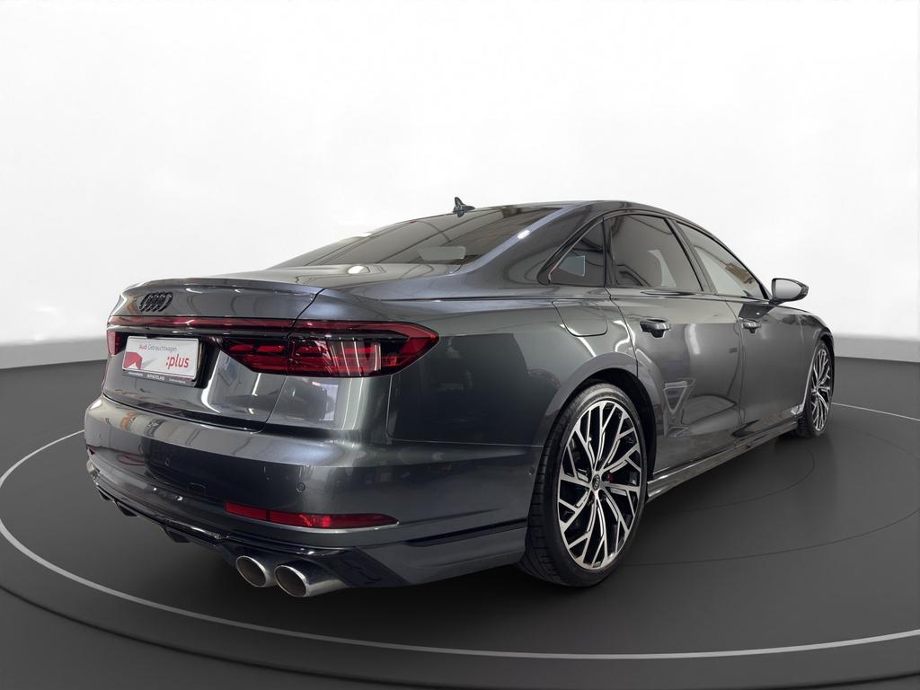 Audi S8 2023
