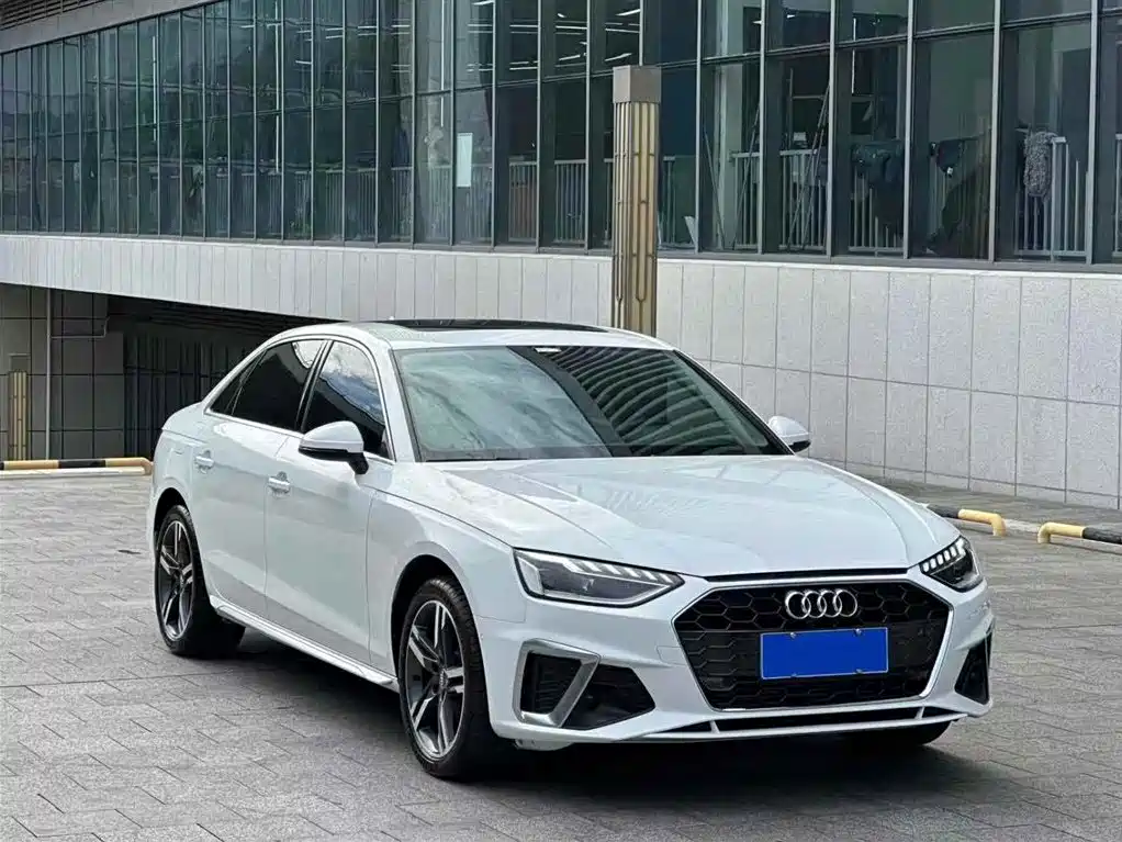 Audi A4 2021