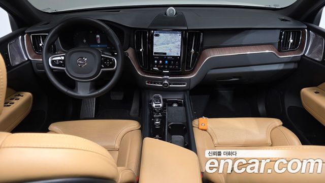 Volvo XC60 2023