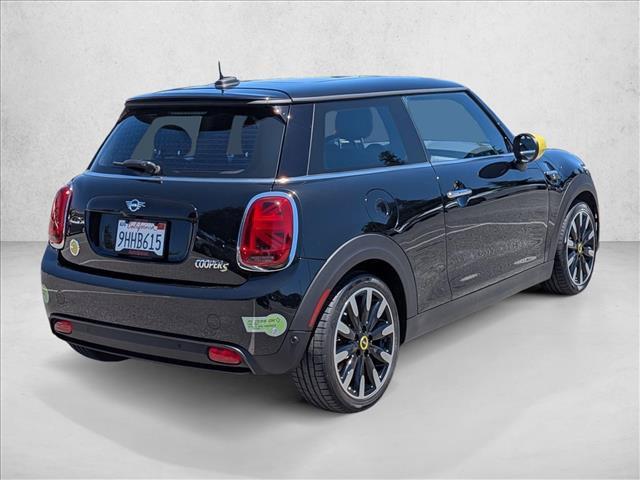 Mini Hardtop 2023