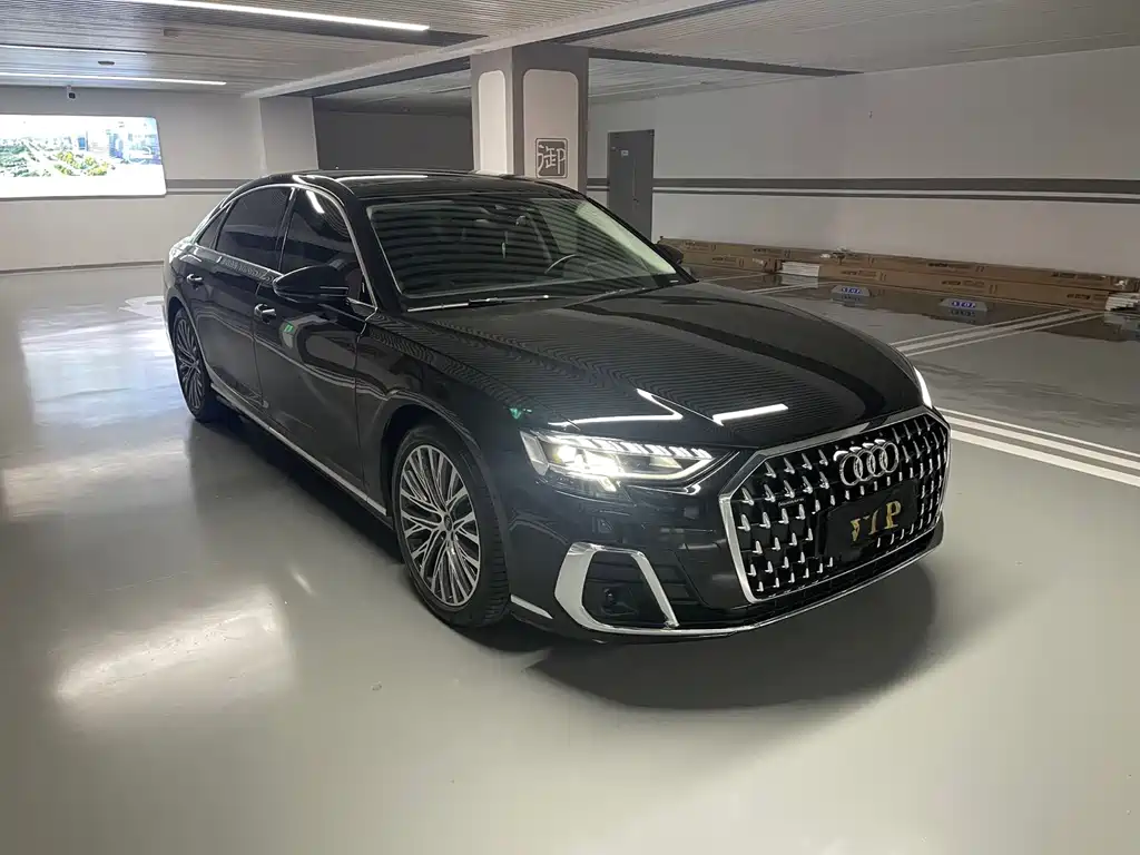 Audi A8 2023