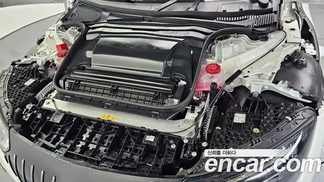 Mercedes-Benz EQE 2023