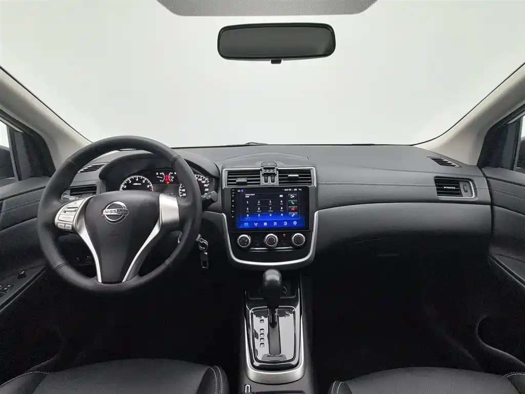Nissan Tiida 2023