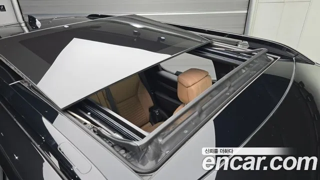 Land Rover Discovery 2024