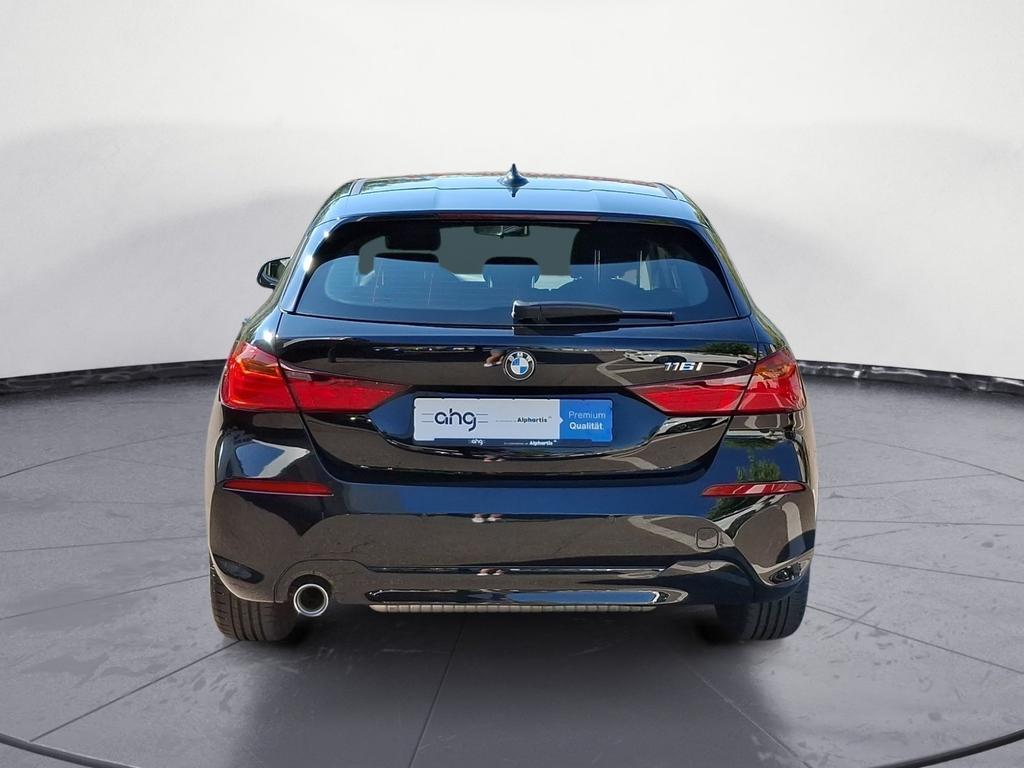 BMW 116 2024