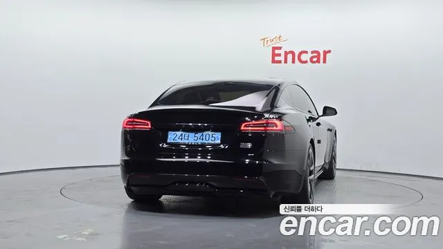 Tesla Model S 2023