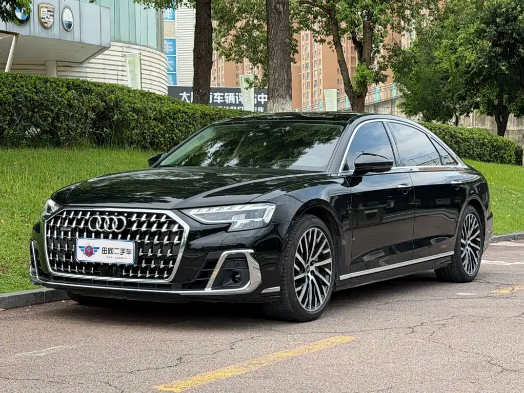 Audi A8 2024