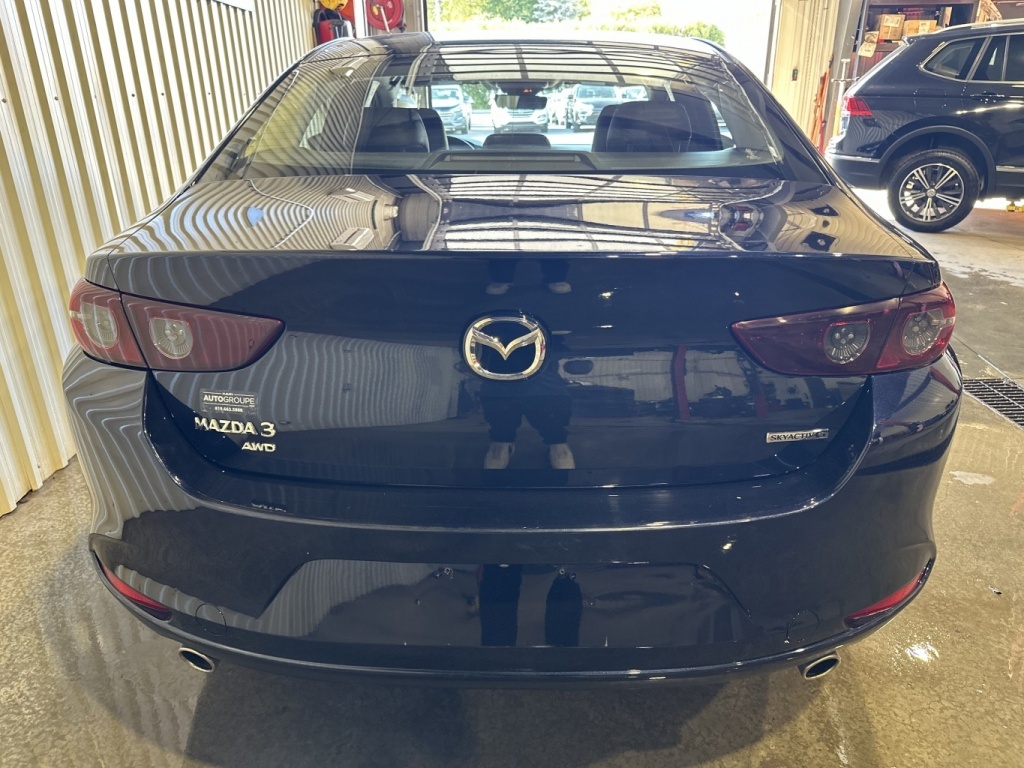 Mazda 3 2021