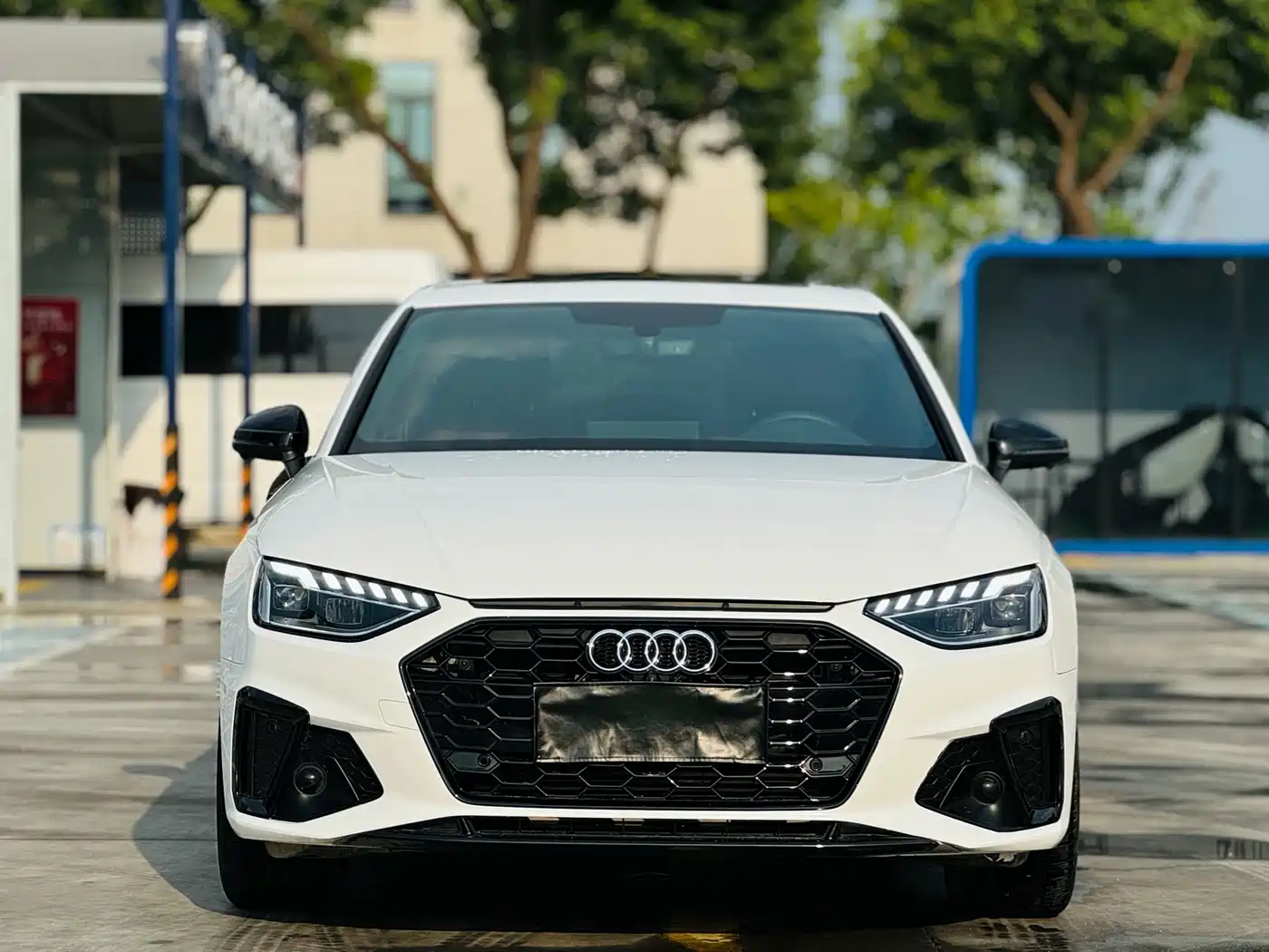 Audi A4 2025
