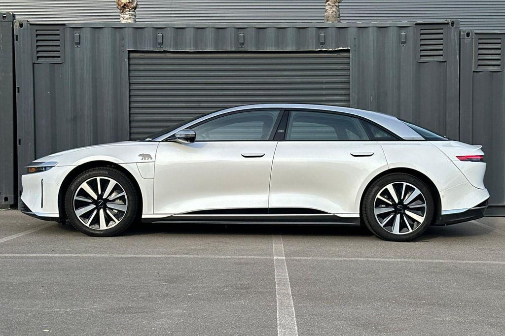 Lucid Air 2022