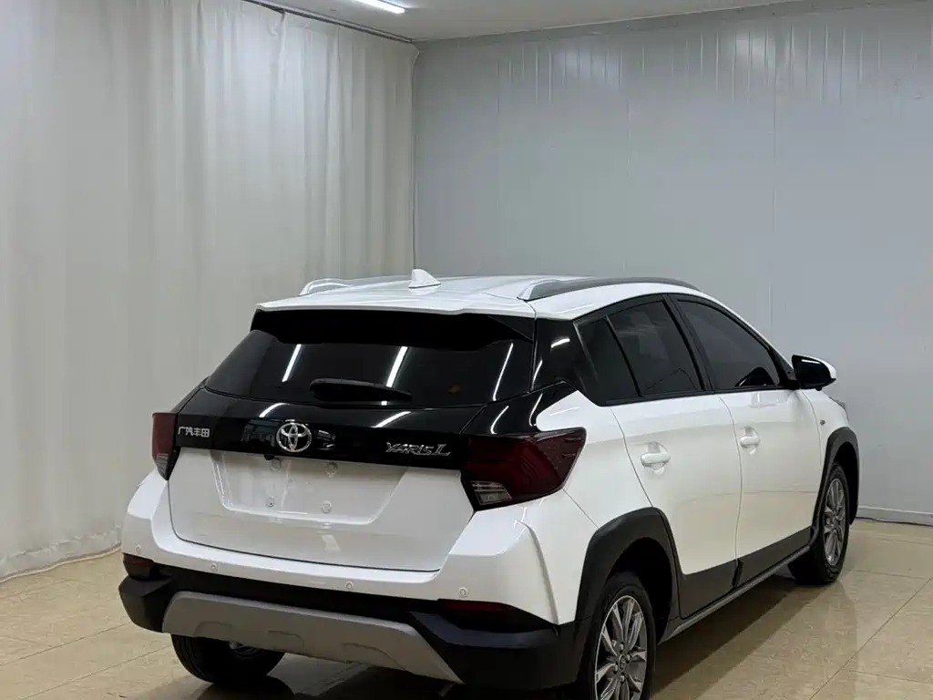 Toyota Yaris 2023