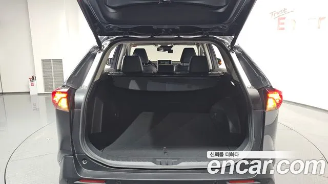Toyota RAV4 2023