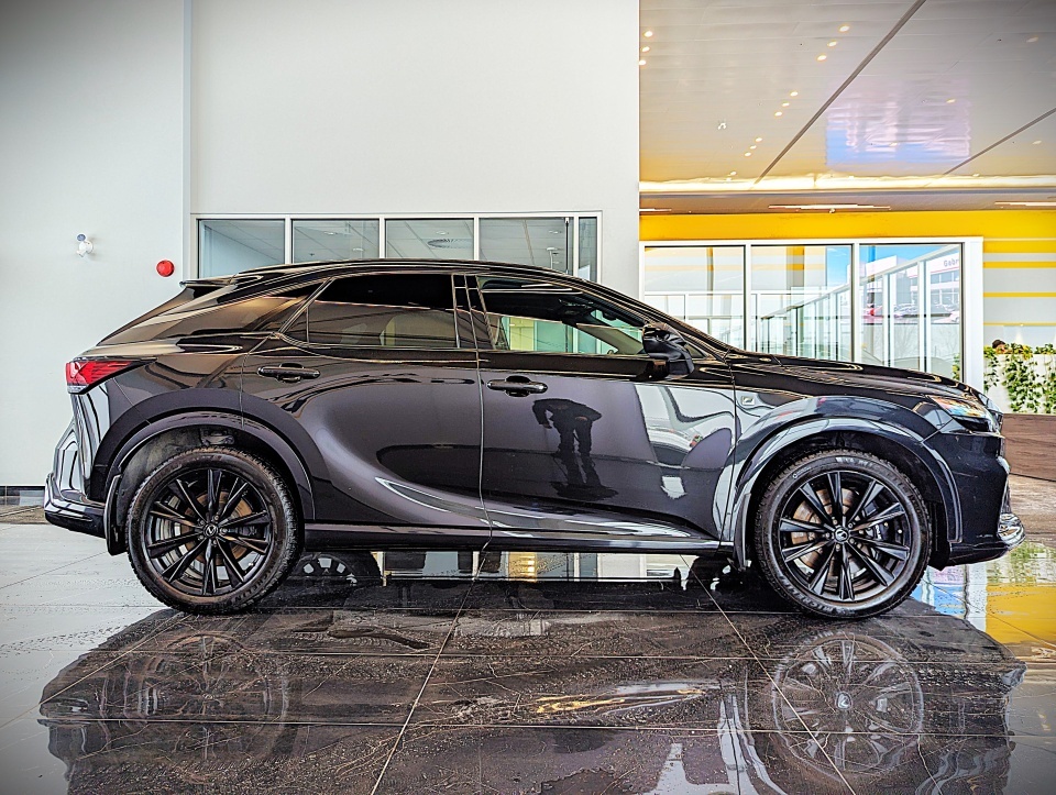 Lexus RX 2023