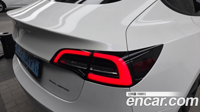 Tesla Model 3 2021