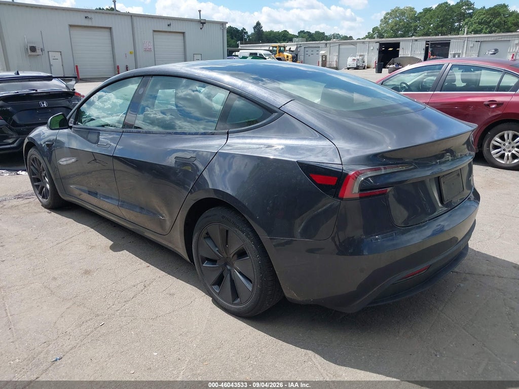 Tesla Model 3 2024