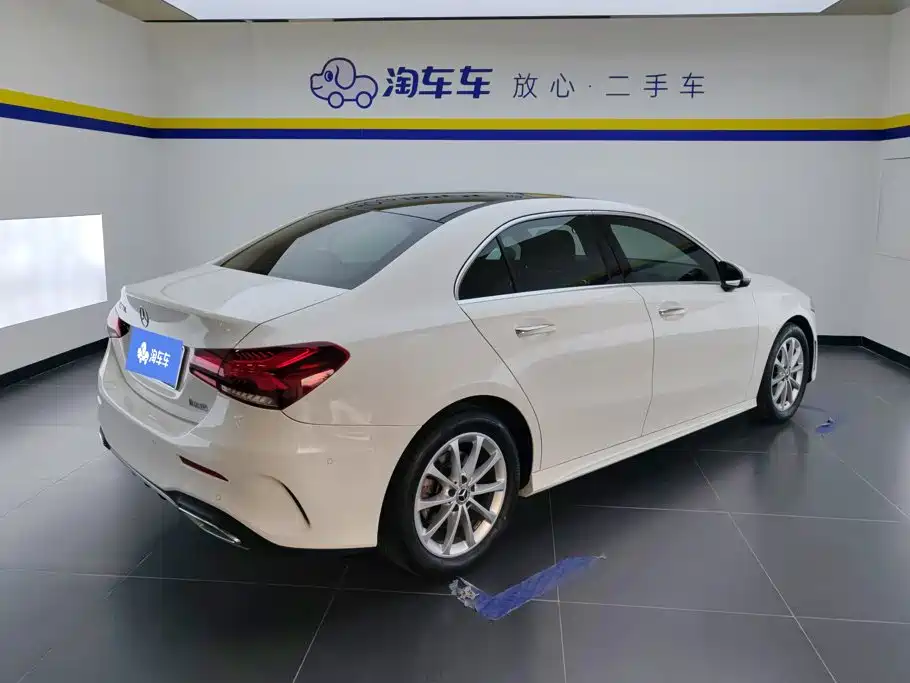 Mercedes-Benz A-Класс 2022