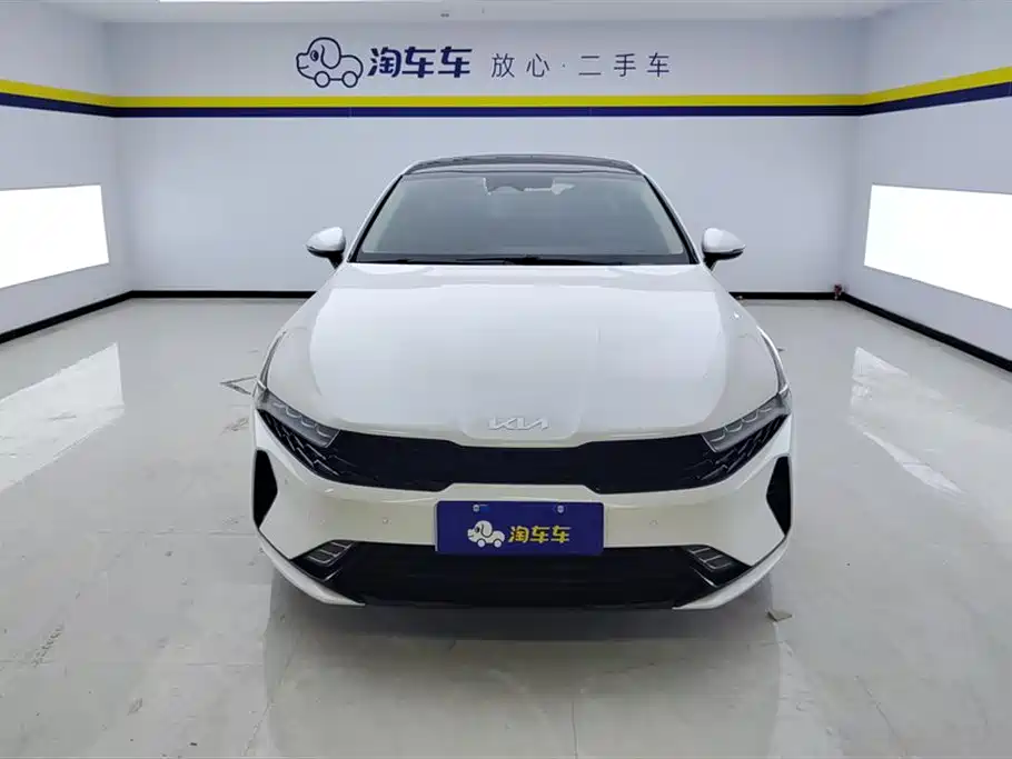 Kia K5 2021