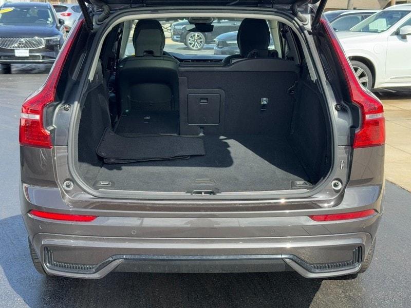 Volvo XC60 2025